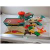 Image 1 : Fisher Price - Family airport with accessories