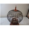 Image 2 : Decorative bird cage - 22" tall wire top