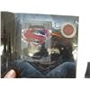 Image 2 : Batman 2016 25 cent lenticular coin + two trading cards
