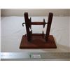 Image 1 : Wool spinning wheel - 11x6x10 tall