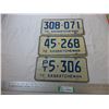 Image 1 : (3) 1976 Saskatchewan license plates