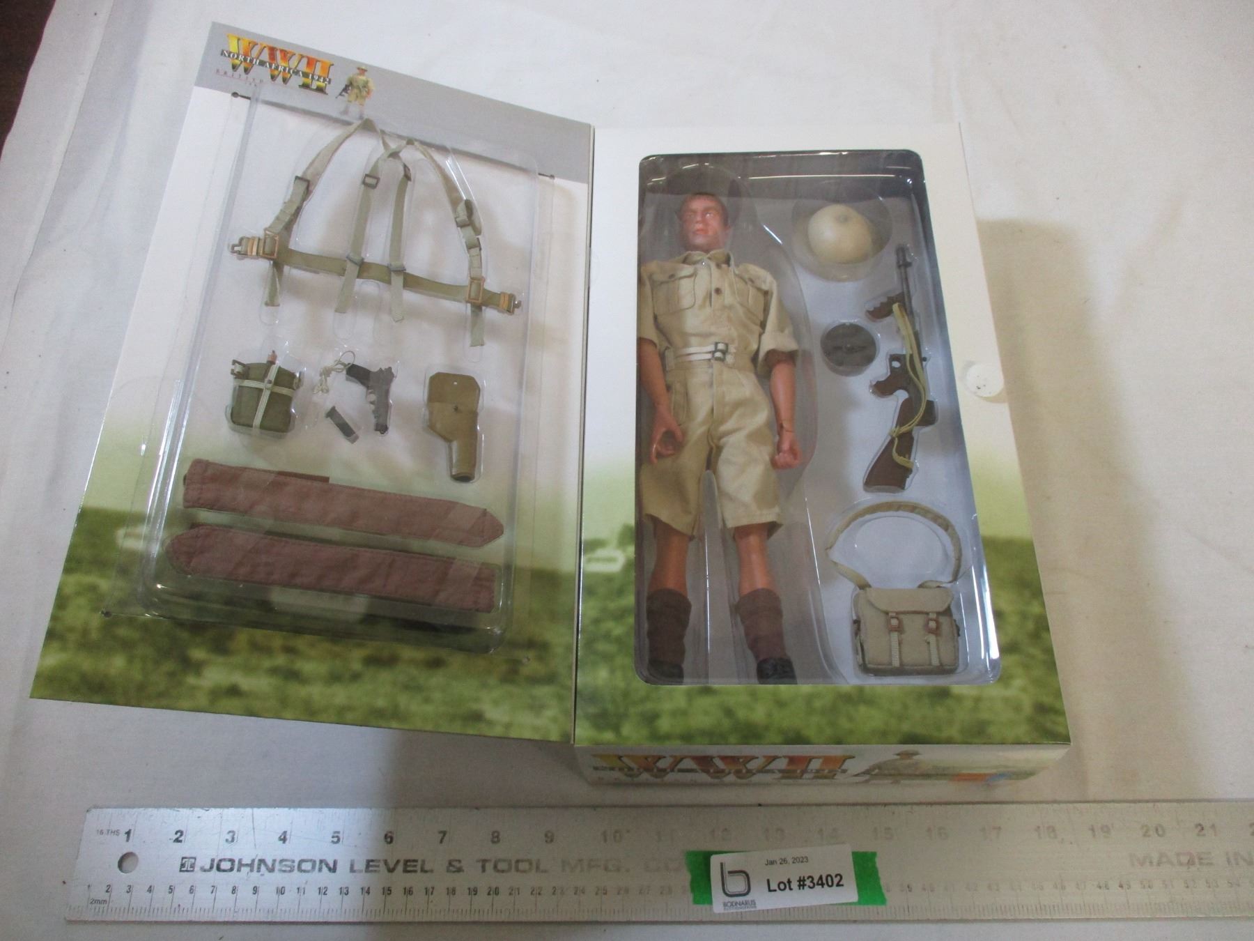 Figurine 1/76e 8e armée Britannique par Revell Figurine 1/76e 8e armée Britannique par Revell