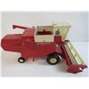 Image 2 : International Hydrostatic Combine - Model 915 1/25 scale