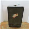 Image 2 : * Vintage Wardrobe Trunk (20" x 9" x 32")
