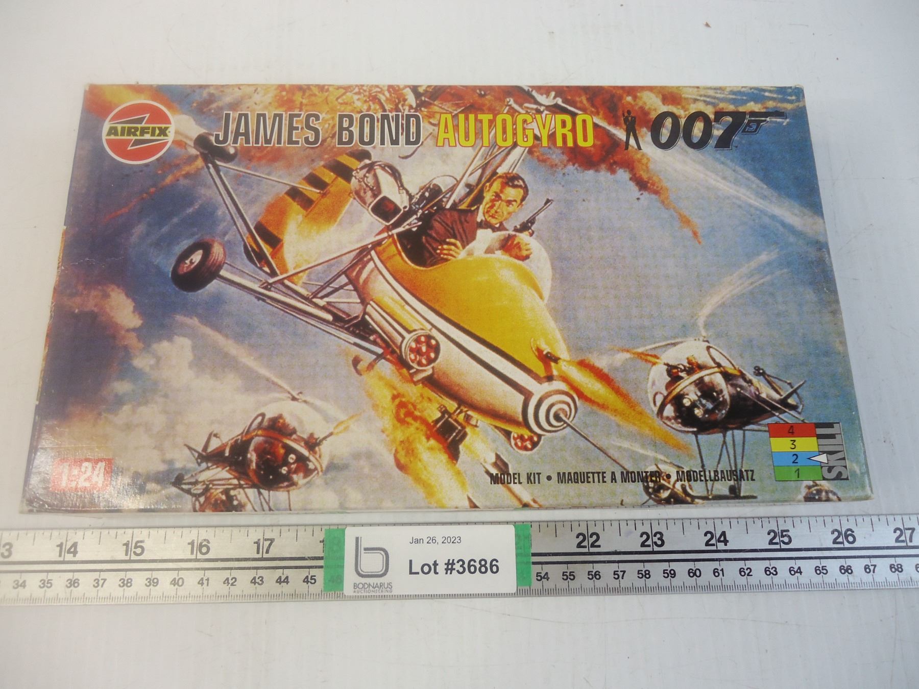 1:24 James Bond-