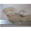 Image 1 : (2) Polka dot bowls