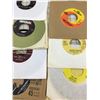 Image 3 : LOT OF VINTAGE 45RPM VINYL RECORDS SLIM WHITMAN, GOLDIE HILL, ETC