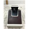 Image 3 : VINTAGE POLAROID SX-70 LAND CAMERA (INSTANT) WITH CASE AND FLASH BARS