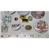 Image 3 : Collectible buttons & pins