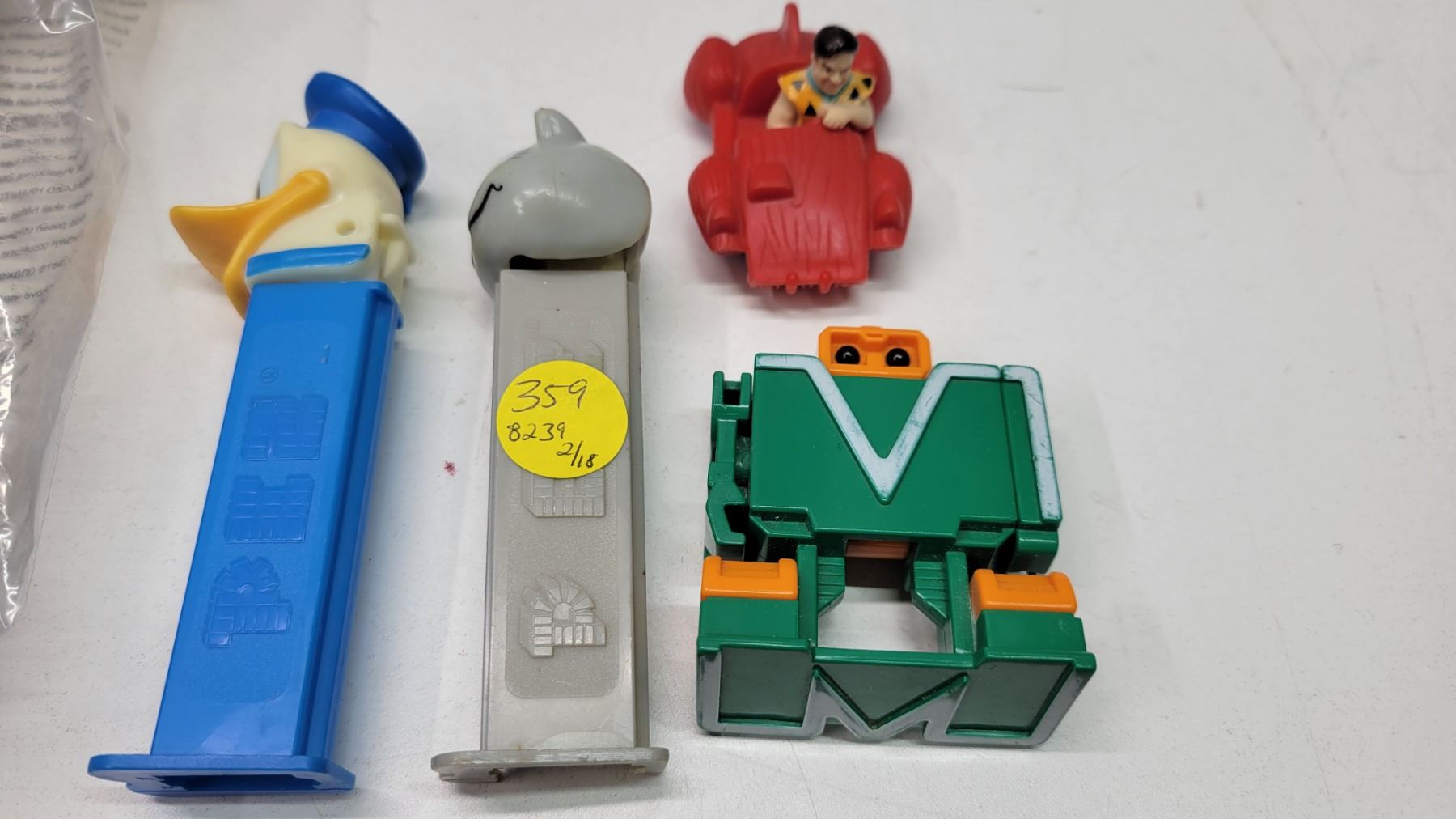 Vintage toys & Burger King car rac - Schmalz Auctions
