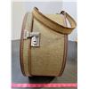 Image 6 : Vintage Overnighter Round Suitcase