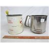 Image 1 : 2 Vintage Flour Sifters