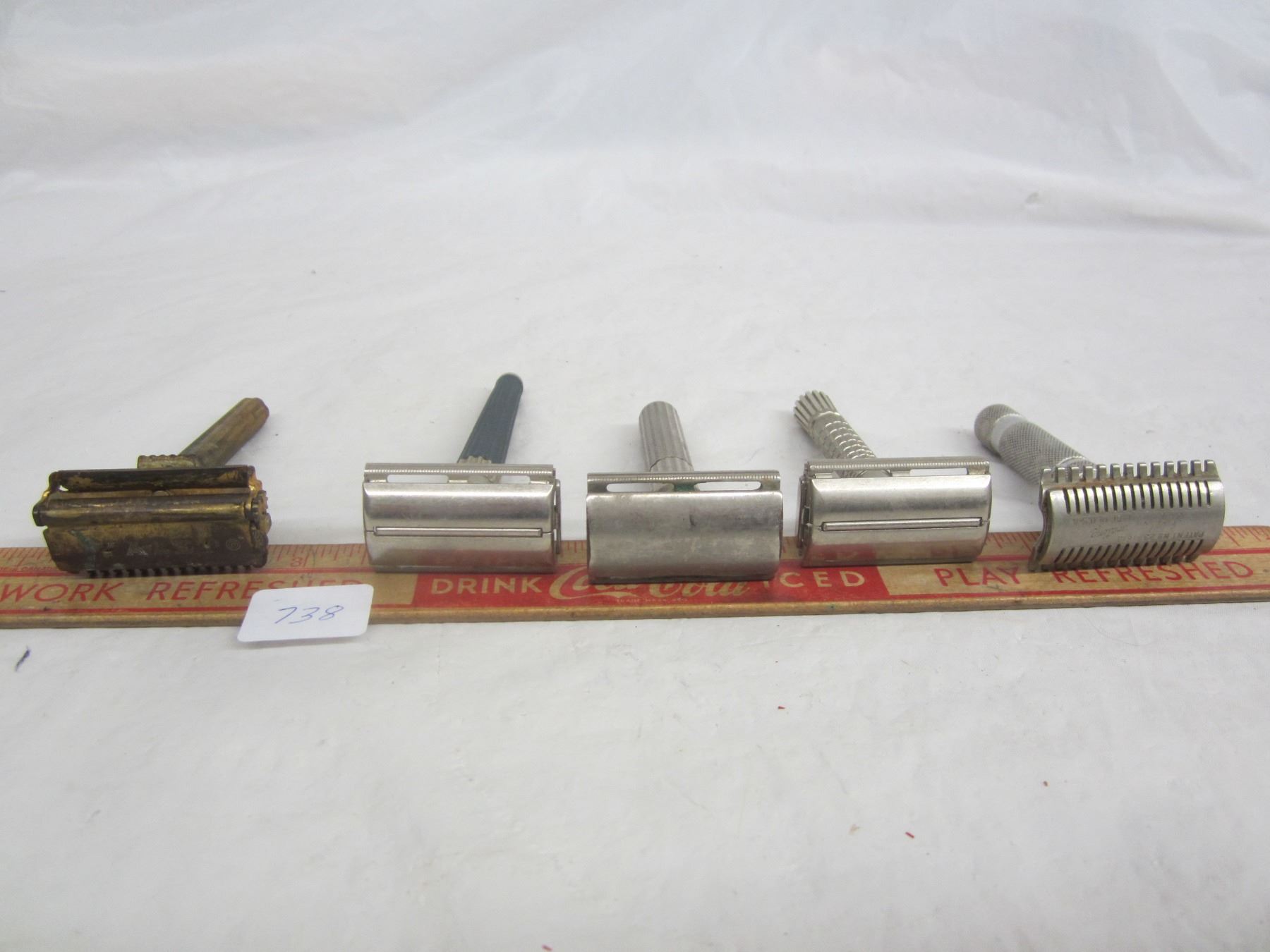5 Vintage Safety Razors - Schmalz Auctions