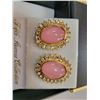 Image 2 : Fifth Avenue clip earrings in box