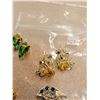 Image 3 : Lot of rhinestone clip earrings (4)