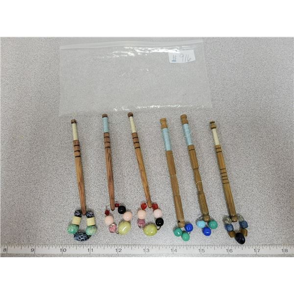 Lot of lace-making bobbins (6)