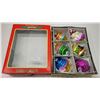 Image 1 : Shiney brite box with 6 assorted glass ornaments