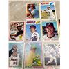 Image 4 : Base Ball Cards, Players Played in the 60s and 70s, 16 Cards