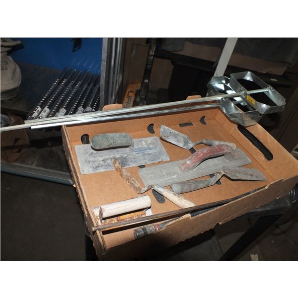 Trowels & Paint Mixer Ends
