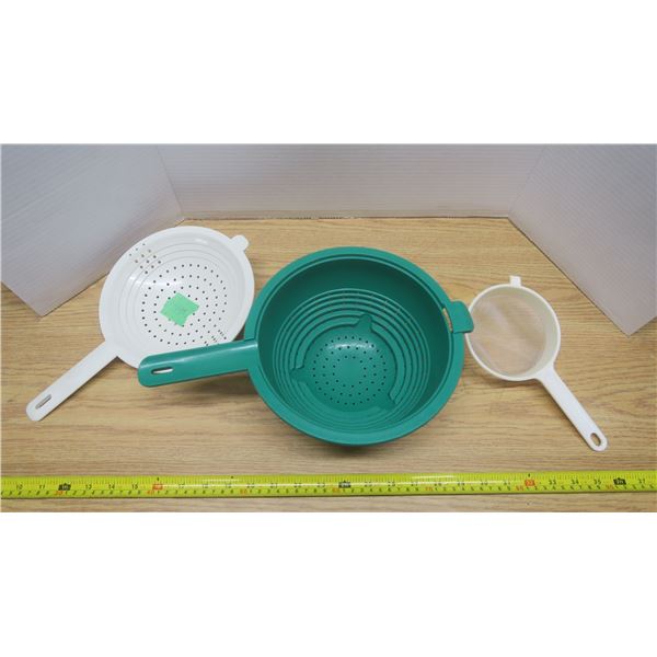 Tupperware Strainers