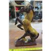 Image 2 : Yellow Mountain Pottery Horse and Plastic Horse