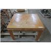 Image 1 : Coffee Table - 28"W x 24"D x 20"H