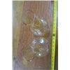 Image 2 : 2 Oil Lamp Chimneys