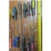 Image 4 : Lot of Assorted Screwdrivers