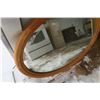 Image 2 : Oval Mirror - 23"x33"