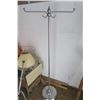 Image 1 : 5ft Plant Stand
