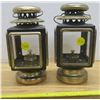 Image 1 : 2 Oil Lanterns