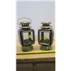 Image 1 : 2 Oil Lanterns