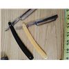 Image 2 : 2 Shaving Straight Razors