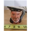 Image 5 : Ceramic Butter Dish, Glass Plate, and Henry VIII Mug