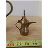 Image 4 : 2 Antique Middle Eastern Style Coffee Pot