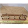 Image 4 : Antique Hat Rack
