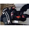 Image 1 : Sports protective equipment (XL) and hockey pants