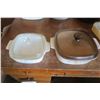 963  2 dishes with lids