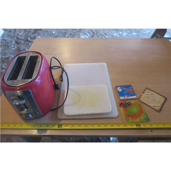 Black and decker toaster, 2 cutting boards and 3 coasters