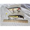 Image 2 : 2 large vintage wooden handmade fishing lures