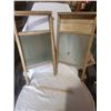 Image 1 : 2 vintage washboards (one is economy)