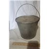 Image 2 : Northstar william penn 10lb chassis lubricant pail with lid