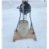 Image 6 : 5 gallon Medalta butter churn hooked to antique mechanical drive(very different item)