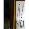 Image 1 : 2 Rhinestone necklaces