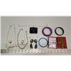 Image 1 : Costume Jewelery---Misc. lot--Rings, Necklaces, Bangles, Earrings