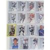Image 3 : 31 assorted "Prized Prospects" Fleer hockey cards - in plastic holders