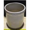 Image 2 : 3 Gallon Medelte Crock - small hairline crack