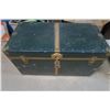 Image 1 : Vintage Metal Steamer Trunk