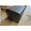 Image 2 : Vintage Metal Steamer Trunk