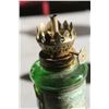 Image 3 : vintage green oil lamp - no chimney